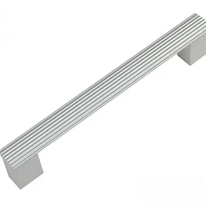 Мебельная ручка RS050AL.16/224